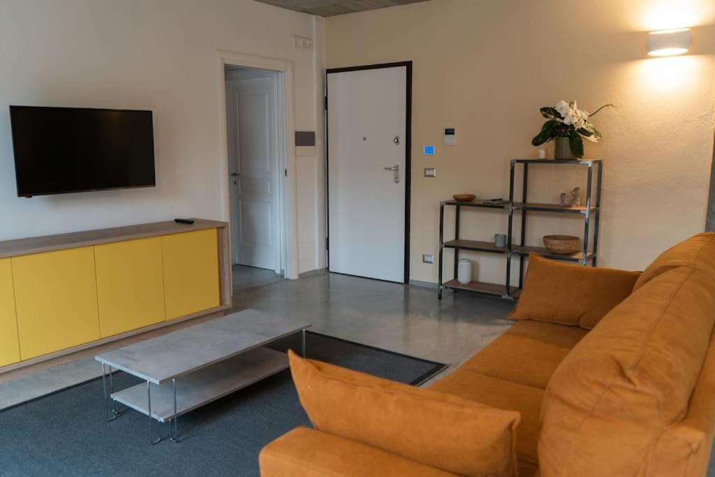 Apartmán Centro Storico Recinto Dei Nobili 4-Private Parking Asti Exteriér fotografie